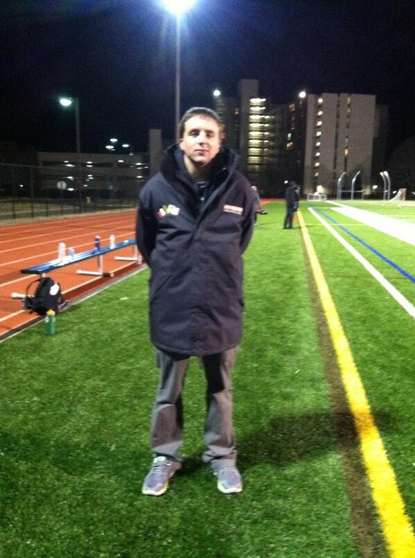 JijEgo's tweet photo. If me and Arsen Wegner had a love child, it would be this jackass http://t.co/WExsCb05hM