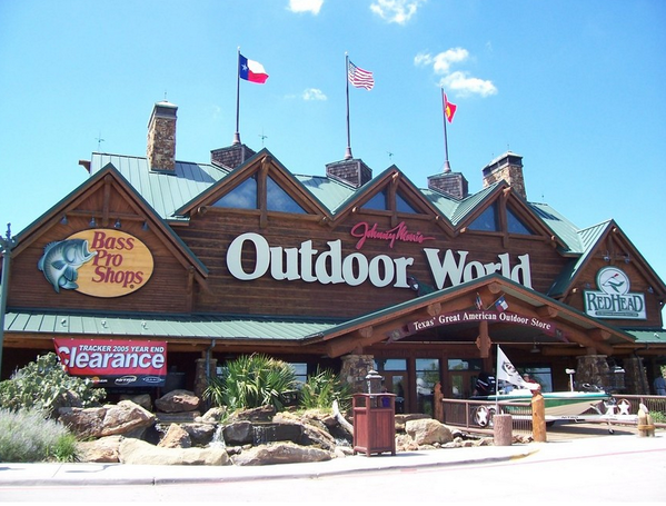 GunnHook's tweet photo. RT if you can spend all day at @Bass_Pro_Shops http://t.co/C7POJOCn92