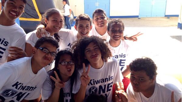 KeyClubAruba's tweet image. #K1Day with our brave Key Clubbers and the rest of the K-Family! #DuckLips
