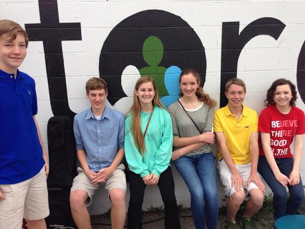 BobbiKayeJones's tweet image. Faces of @FreeStoreAustin #firstanniversary #partyison