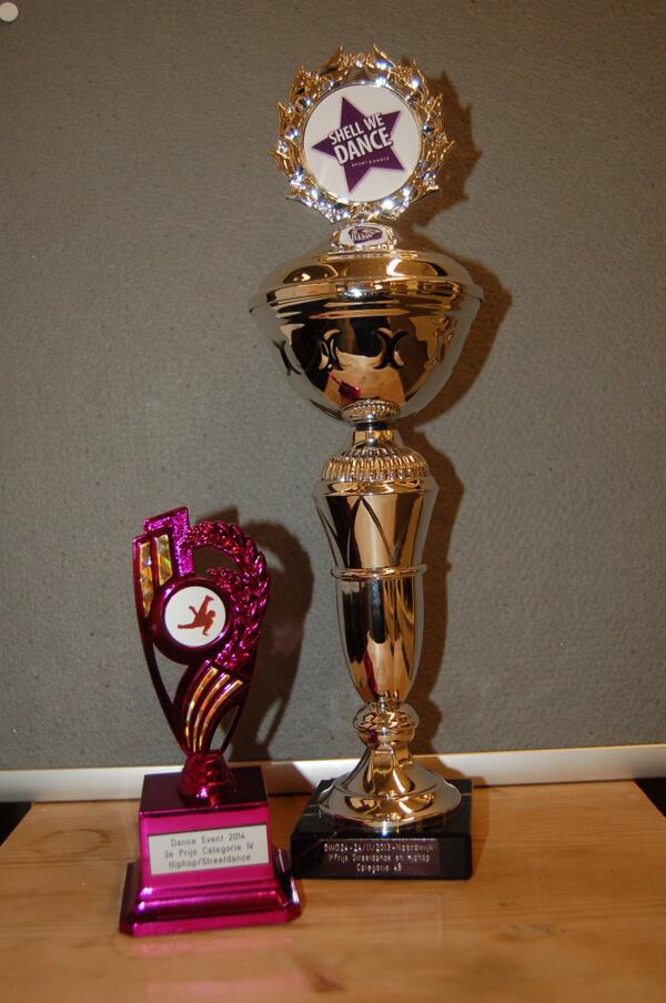 Realpower7's tweet image. De gewonnen bekers van Real-power