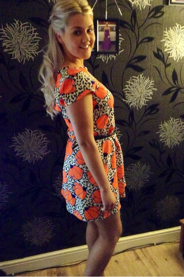 lisablakey72's tweet photo. My Laura ready for Saturday on the town #leeds #beautiful http://t.co/GOsw8poLNb