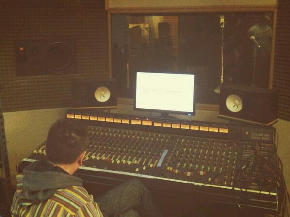 eyesburnband's tweet image. Ovde smo snimili, kako vi kažete, naš najbolji album #FoolControl U kormilu Bare legenda #BareWiredStudio