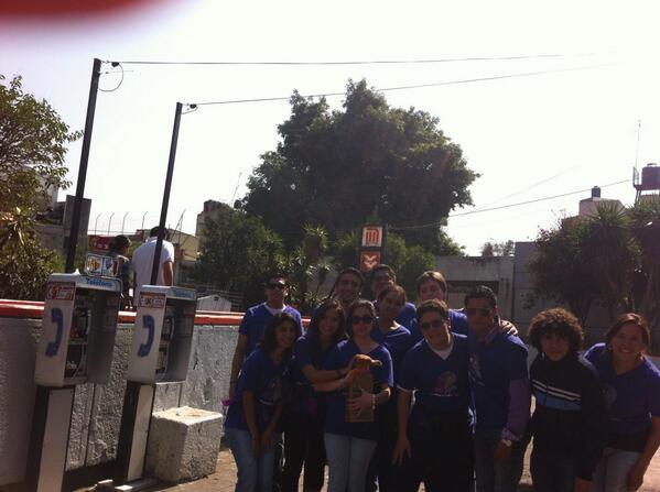 Pulpinators's tweet photo. @gilberto_solbes oye Gil ya estamos en el metro que sigue? http://t.co/4Ba81npWaJ
