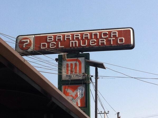 Pulpinators's tweet photo. @gilberto_solbes oye Gil ya estamos en el metro que sigue? http://t.co/4Ba81npWaJ