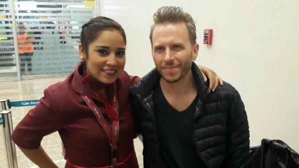mfernandacheca's tweet image. #ilovemyjob #zombiefeliz #vippax #madeourmorning @NoelSchajris #idolo