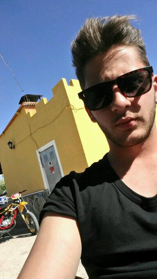 PabloGG__'s tweet photo. Buena tarde al solecico 😎😎🌞🌞🌞🌞 http://t.co/ztBV0dFCS8