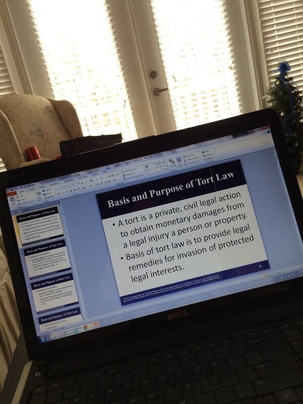 ileana_cates's tweet image. So hard to study with such warm weather today :( #studyblues #testsontests @ncsuadmissions