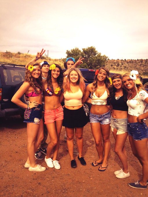 Happy birthday @Teubs47 hope you have a fantastic day gorgeous gal🌻 can't wait to hang with ya this summer🎉☀💕<a class="tags" target="_blank" title="On Twitter" href="/?out=eyJ0eXAiOiJKV1QiLCJhbGciOiJIUzUxMiJ9.eyJpYXQiOjE3MjA1Mzc5NjAsImlzcyI6InR3cG9ybnN0YXJzLmNvbSIsIm5iZiI6MTcyMDUzNzk2MCwiZXhwIjoxNzUyMDczOTYwLCJyZWRpcmVjdF91cmwiOiJodHRwczovL3R3aXR0ZXIuY29tL1RldWJzNDcifQ.X1BdQrU3-WyrouRThsvhRcpob8UgYP5_RhThyALx8sWvDCG5UIYeU9rGAY0Kkxt2gDM21-_fnDIui4oG7N42Jg">@Teubs47</a>