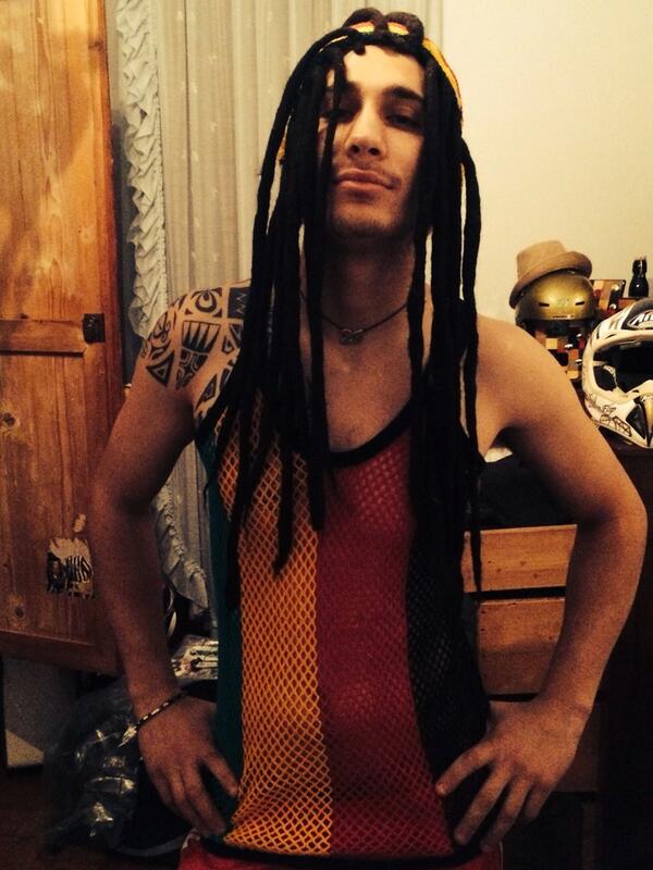 AlexAndreozzi22's tweet photo. Vai con i rasta!!:) http://t.co/uFe1AJVW44