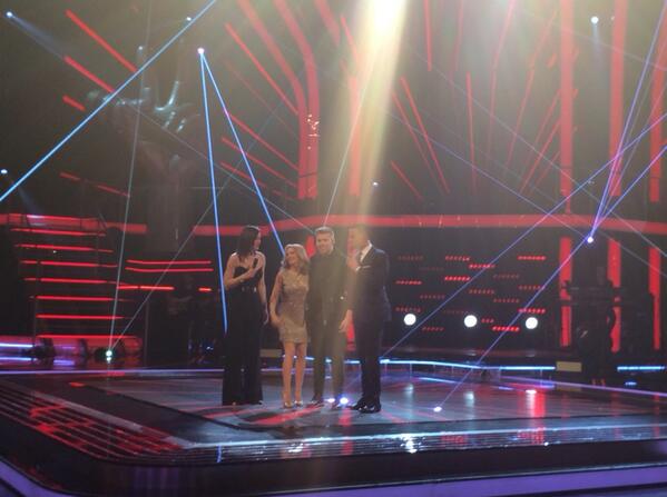 I hate this part...I get sad for anyone who has to leave... Jaime is an amazing singer...#theVOICEuk