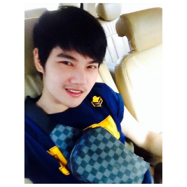 REALLYWEGreen's tweet photo. Cheng Meng http://t.co/7y0whYkpqK