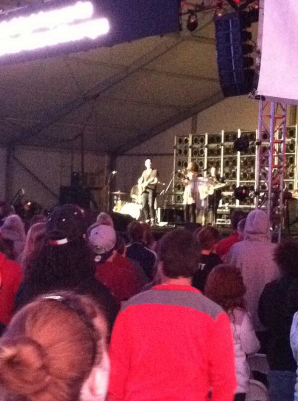 Trevecca's tweet photo. Closing ceremony worship with members of Refuge and Awaken! @tnt_tnu #tnt14 http://t.co/zfpnMO4uvu