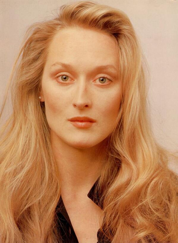 PeopleOfNY's tweet photo. The natural beauty of @officialMStreep http://t.co/GiDHLBe0Xl