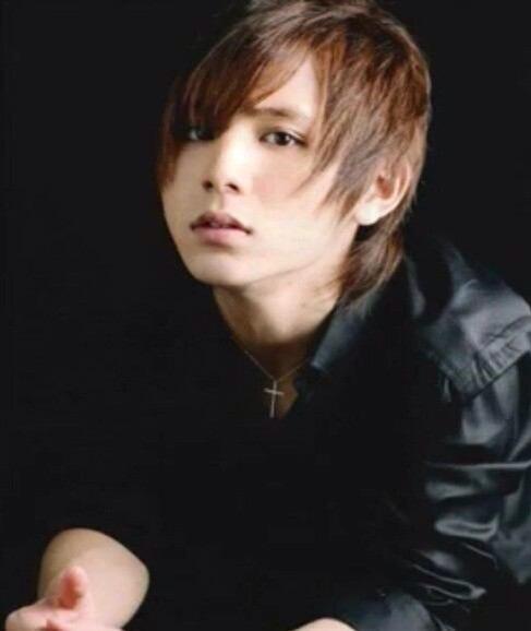 59___ykn's tweet photo. 100人記念
遊び人/固定無し/大切不要

『御前は黙って俺の下で喘いでればいいんだよ』
『ねぇ…も、もっとして？』
右か左かは貴方次第

其処のお兄さんお姉さん
俺と遊ぼ？快感地獄へ落としてあげる（妖笑
RTしてくれた奴ご褒美やるよ http://t.co/ggO6lWNYYq