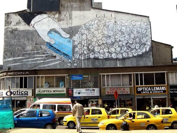 smounimonia's tweet image. #streetart artiste:blu