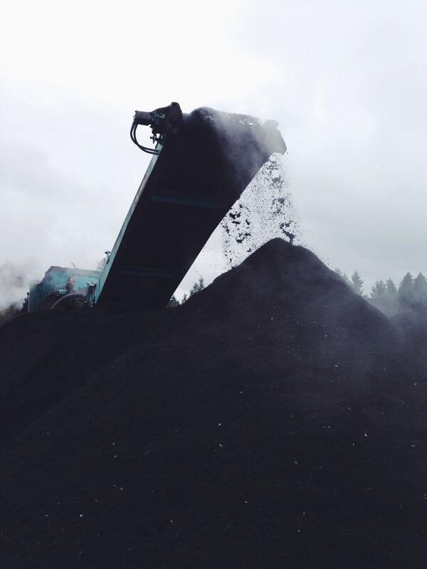 highland_frau's tweet photo. Finished compost coming off the conveyor belt at Natures Needs @MasterRecycler tour today!! http://t.co/TVBXwY3xcb