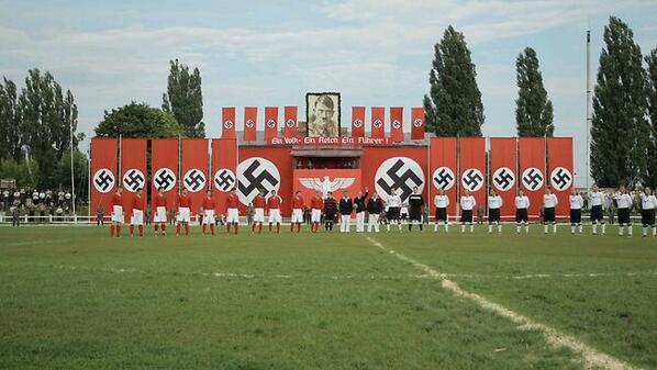 FCHITLER's tweet photo. Existen rumores en campamento nazi que el führer estaría en tratativas para la compra del club alemán, Bayern München http://t.co/uRfwrXGM73