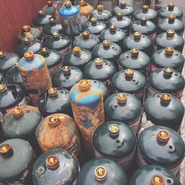 highland_frau's tweet photo. Hazardous waste collection at @oregonmetro transfer station with the  @MasterRecycler tour http://t.co/KobOgyb7Wv