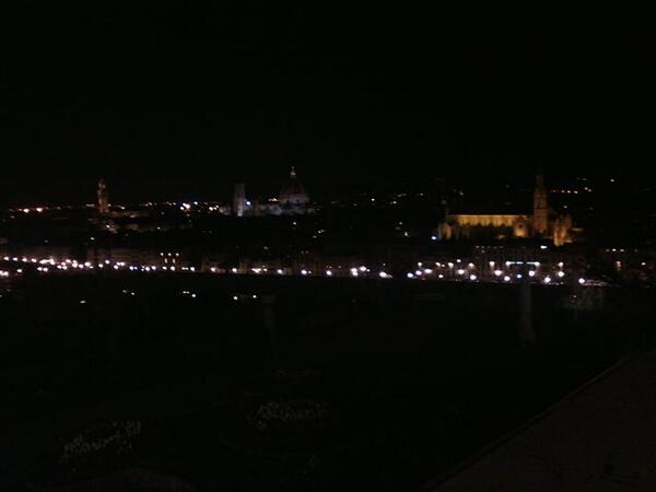 MichellWenzel's tweet photo. I  <3 Florence!! http://t.co/ielkoZsS9Z