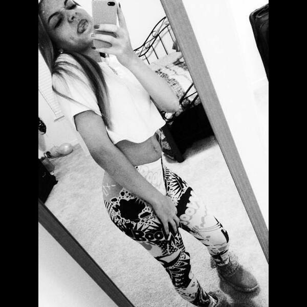EmileySmith's tweet photo. Cute Or Nahh ? ;) http://t.co/hMBH5Cmt9T