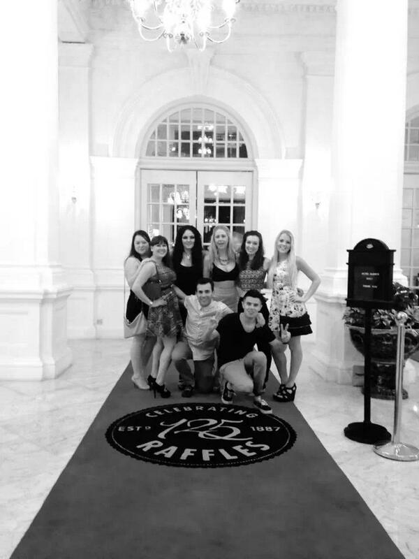 simone24's tweet image. Miss my lovely Singapore- Phuket- Sydney family