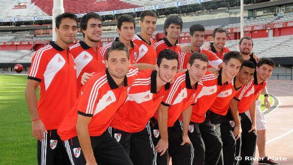 CARPoficial_'s tweet photo. #Futsal A las 21.30, en Villa La Ñata, #River debuta en el torneo recibiendo a El Porvenir: http://t.co/pEqMaUwHwZ http://t.co/QqkTdficBj