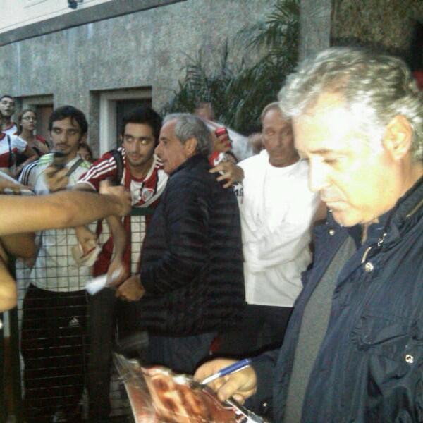 CARPoficial_'s tweet photo. . @RodolfoDonofrio y @MatiasPatanian junto con los hinchas de #River en Córdoba: http://t.co/gSFB83qlyl