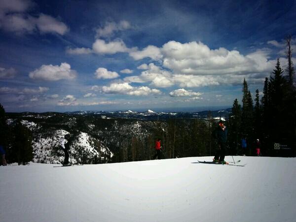 RichardHunt77's tweet photo. Last SkiBike day of the season for me @EldoraMtnResort . Took my first Black Diamond runs and made it down smooth. http://t.co/yErqfJGDeh