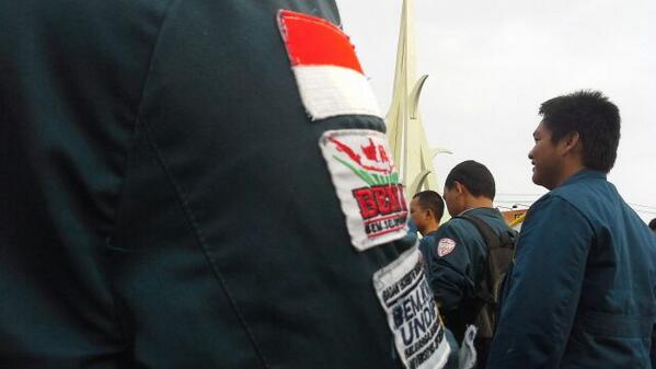 Aksi bersama <a href="/BEMSI_JOGLOSETO/">BEM SI JOGLOSETO</a> di Simpang lima Semarang YES Aku #WaniNyoblos