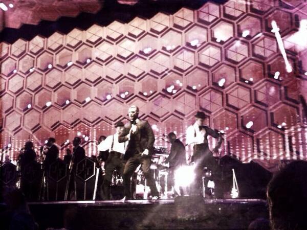 sofasasaky's tweet image. Fab Saturday nite with JT!!