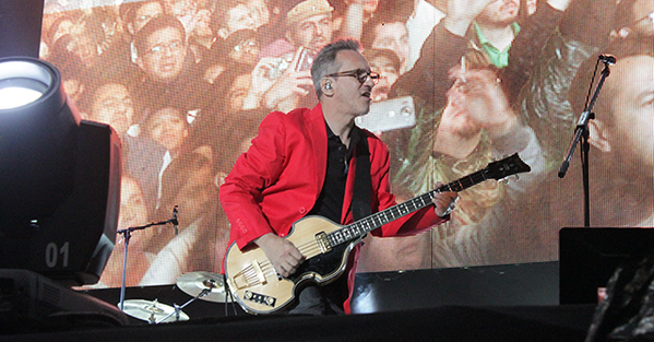 ExaFM's tweet photo. -@EnanitosVerdes1 en el #VLXV. Checa las fotos: http://t.co/MQbECXkN3J http://t.co/vIOZP8vFUz