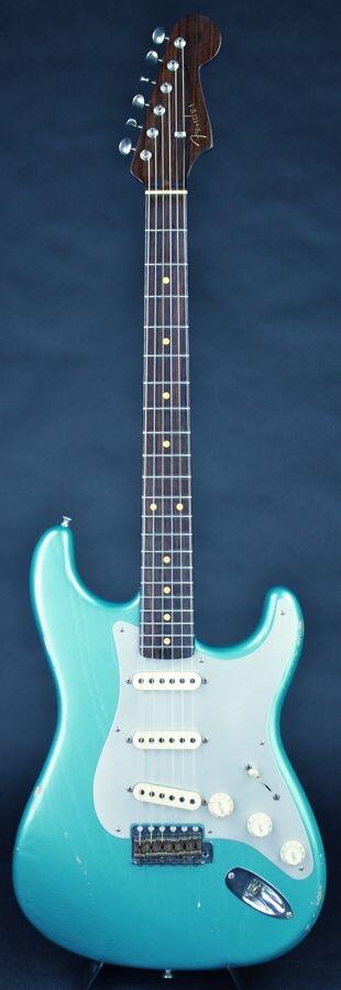 DailyGuitarPics's tweet photo. Fender CS Dennis Galuszka Master Built 50's Closet Classic Strat in Faded Teal Green Metallic. http://t.co/c5i5aeQwlA