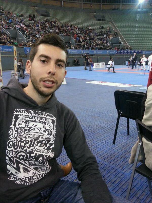 isma1103's tweet photo. En el villa de madrid! http://t.co/az3en9EKCO