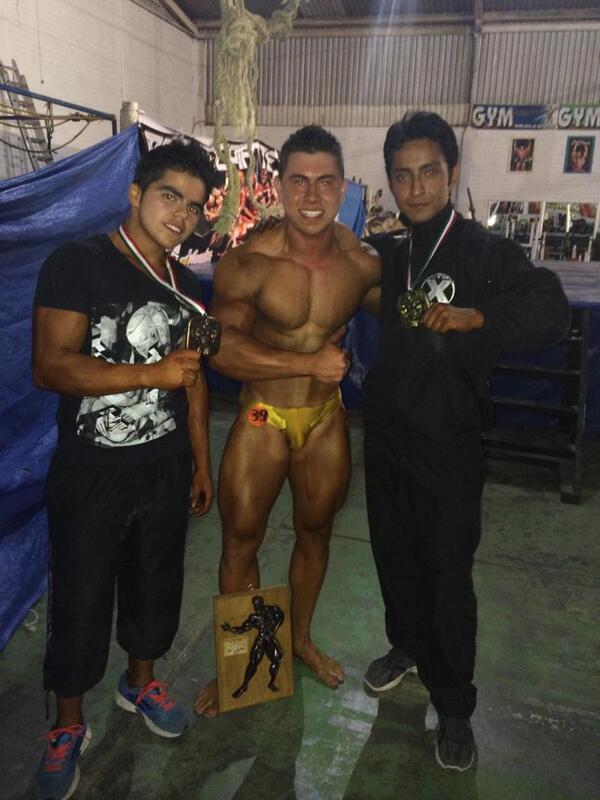 BryanGPineda's tweet photo. #gymlife http://t.co/WWjkvtadWv