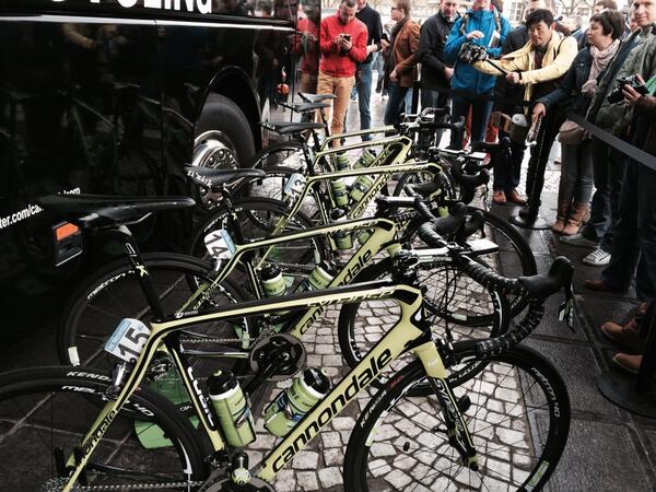 RideCannondale's tweet photo. Ready and waiting...
#synapse http://t.co/caJI0w6NKv