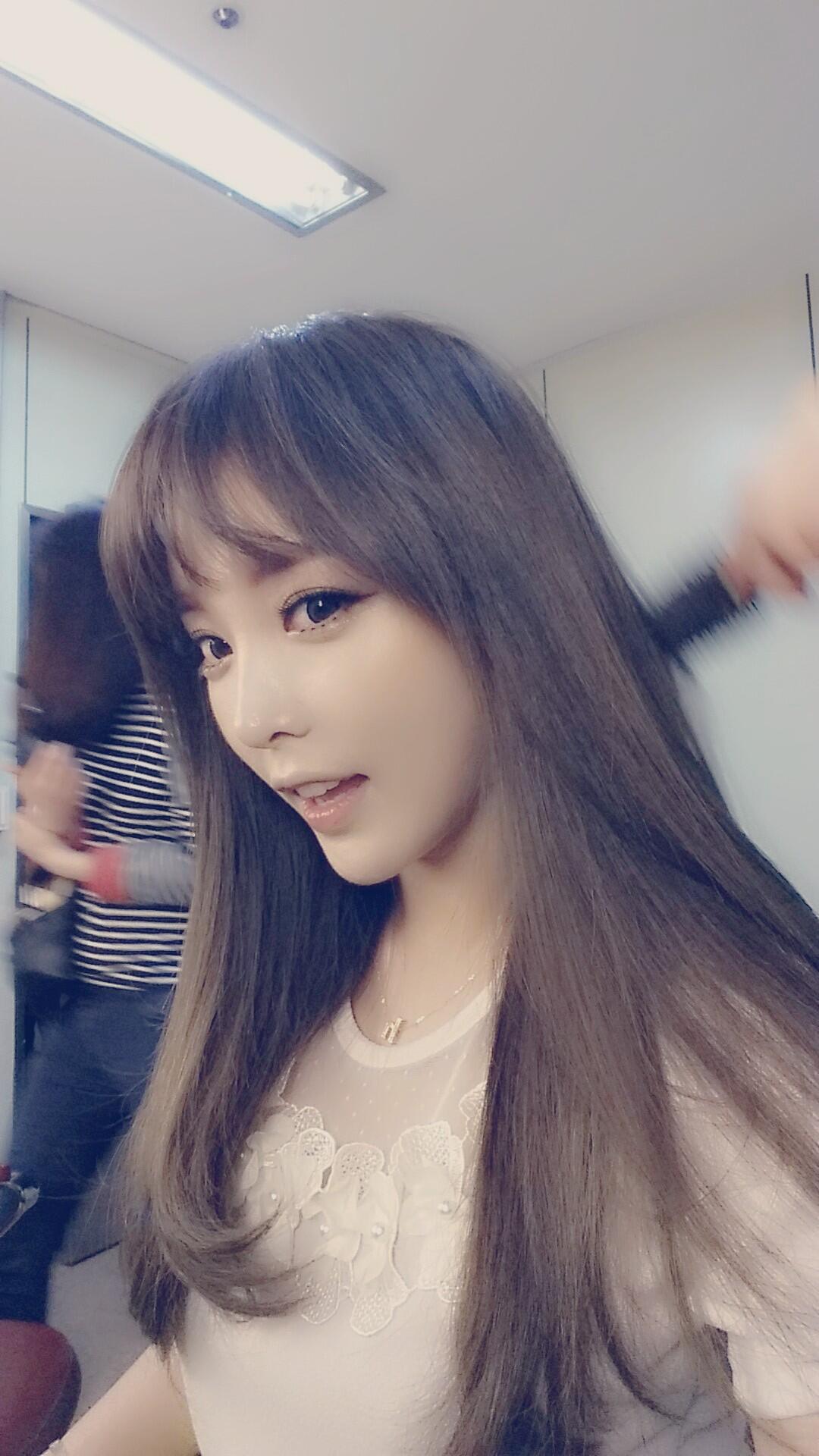 [Twitter] 140406 Pretty Hong Jinyoung - Celeb Social Media Pictures