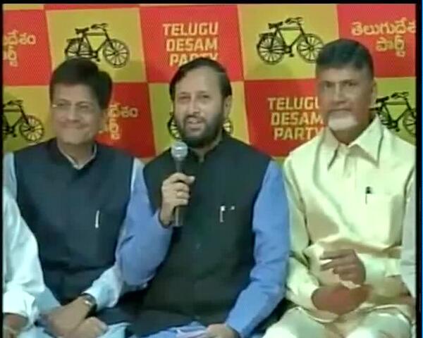 @India272: Hyderabad : BJP announces tie-up with TDP 