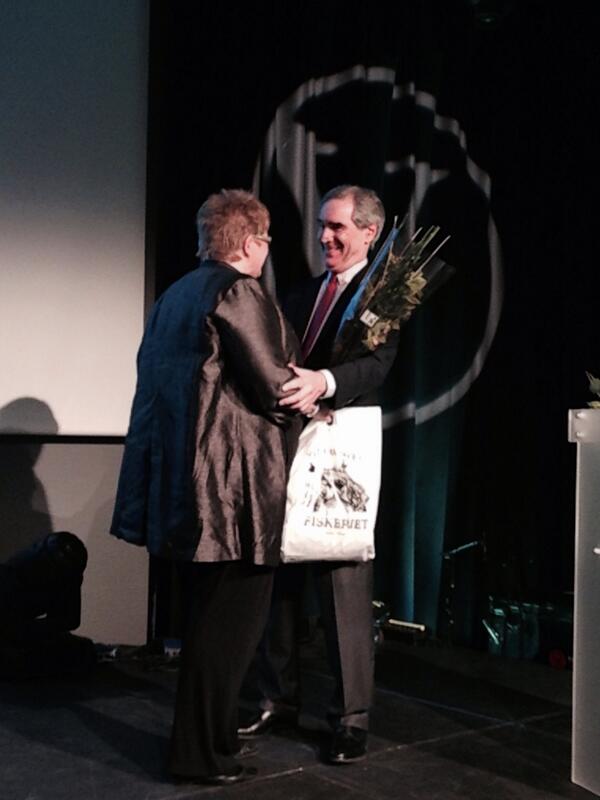 JonasVevatne's tweet image. "A liberal listenes to his consciousness" #ignatief @trinesg