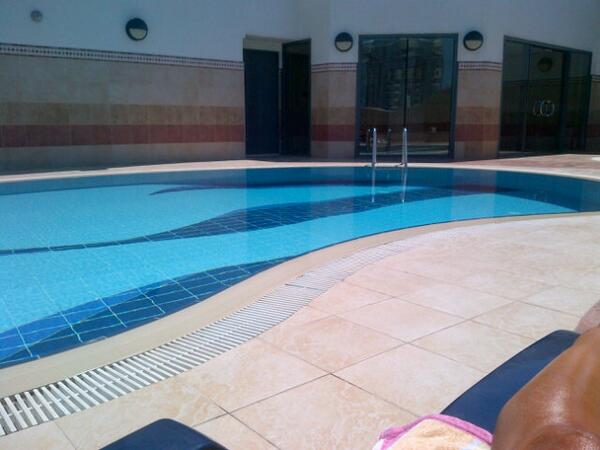 SophieDigva's tweet photo. Pool to myself... Perfect sunday hangover cure http://t.co/CNFQFNkfX9