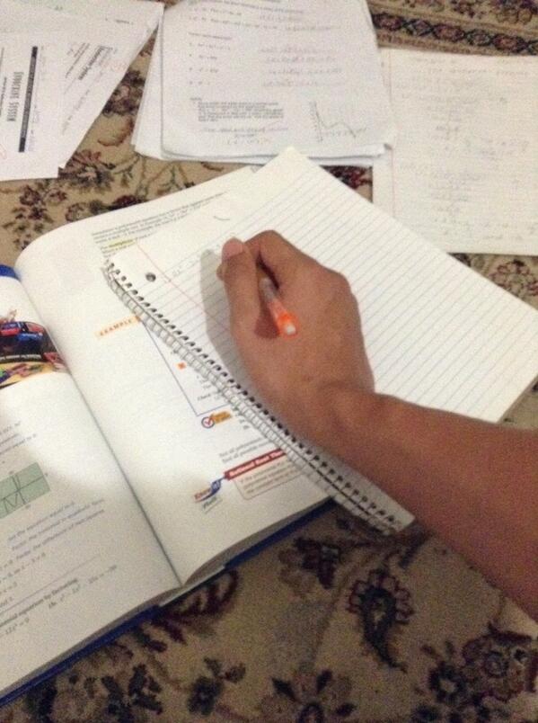 jaysondaniel_'s tweet image. I'm on that Algebra 2 grind. #DoItForVolleyball #ForMyTeam