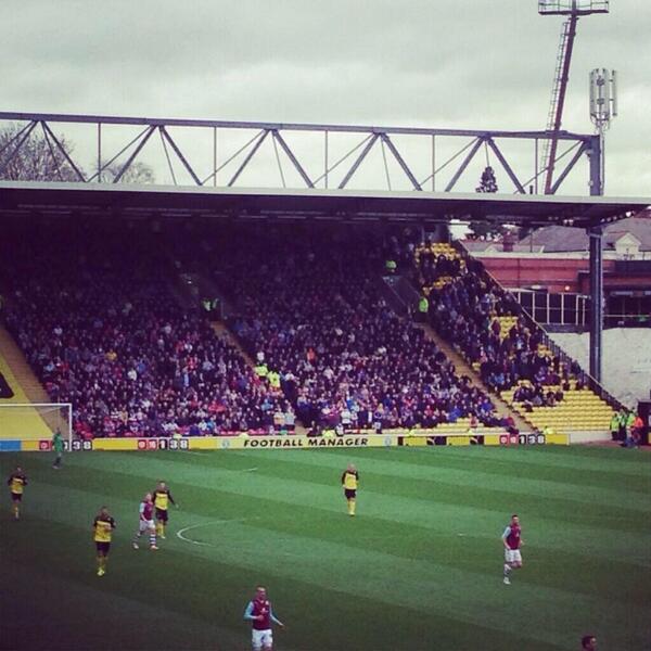 Burnleyawaydays's tweet image. 2,000 Claret fans all the way down in London, what a day.