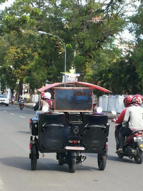 Yana_yanaqyu's tweet image. 6 April 2014 ; 7.30-11.00 : Goes Sepeda dr Radio Venus ke Losari..ngga bawa uang biar ngga jajan.. #Programdietsehat