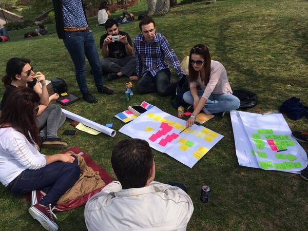 TRdeGirisim's tweet image. Final sunumları başladı. #uxweekendankara #UXWeekend #uxpiknik :)