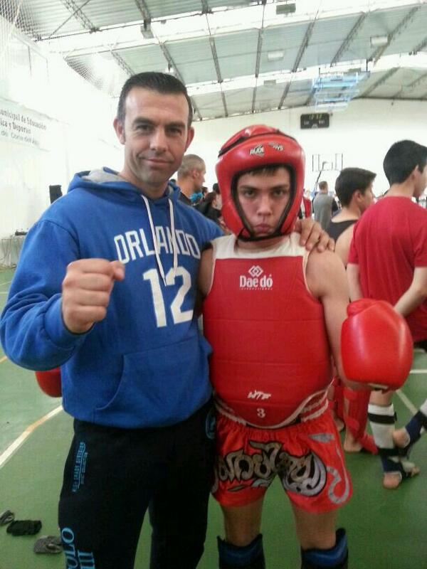 MASTERKIMMUSADO's tweet photo. Buen combate de k1 junior el de Manuel ! Enhorabuena Cantillanero! http://t.co/btoIGskvqa