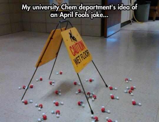 ___HiWorld's tweet photo. @FHSChemistry something I can Imagine you doing http://t.co/D8jtvlWyrP