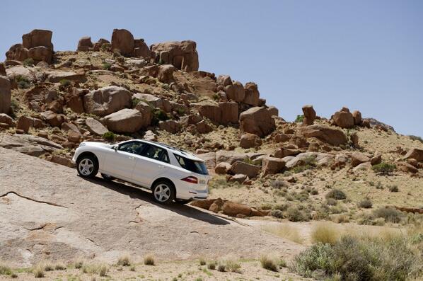 MercedesBenzKSA's tweet photo. #Mercedes_Benz #ML_class , for those who like to reach the top . http://t.co/yDvtLFmTf5