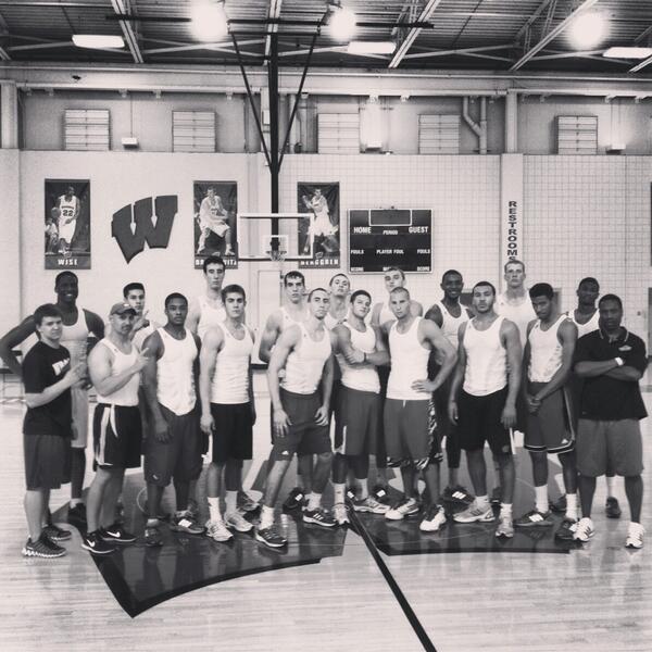 ZBohannon's tweet photo. You'll forget wins &amp; losses. You'll forget stats &amp; halftime talks.But you'll NEVER forget your teammates #OnWisconsin http://t.co/C5Jssdfsd5