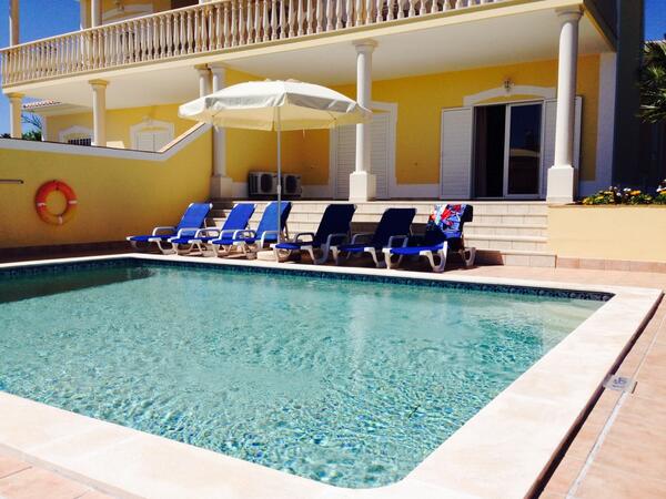 MKerruish's tweet image. #villapool