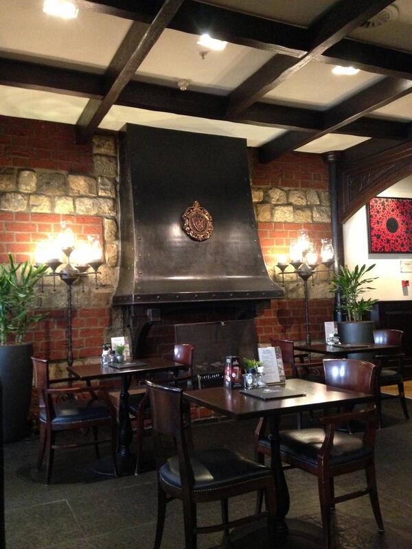 Kom binnen voor wat warmte in onze Brasserie!